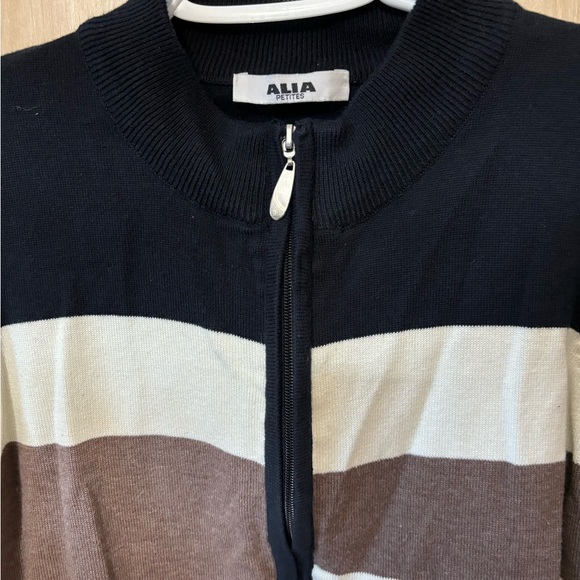 Petite zip up cardigan - Picture 2 of 3